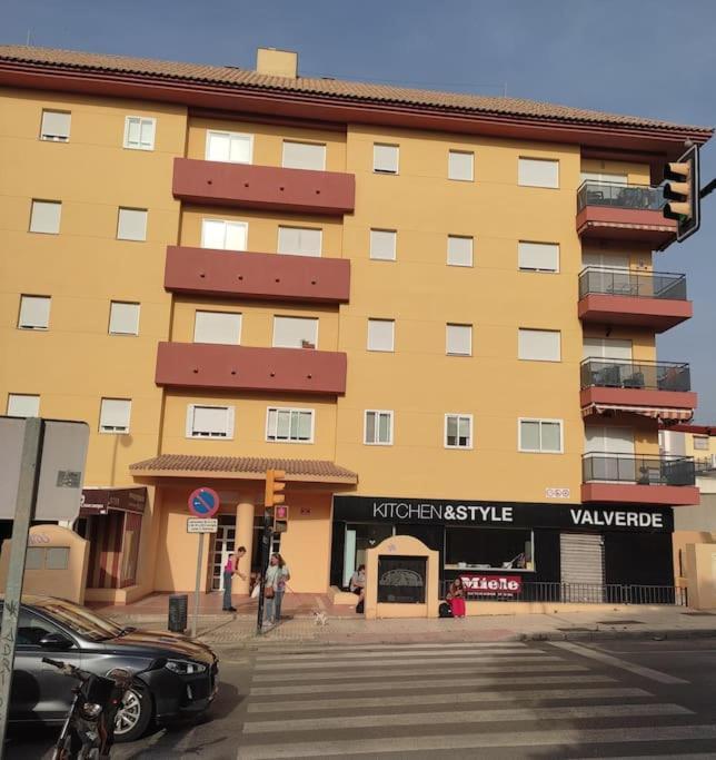 Apartamento Renovado En El Centro De Benalmadena Ngoại thất bức ảnh